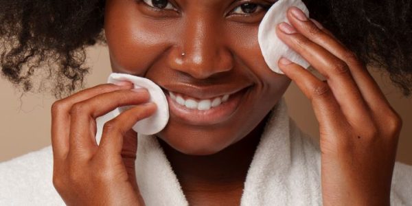 portrait-woman-doing-her-beauty-regimen-skincare-routine (1) UP