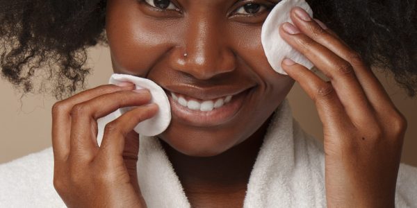 portrait-woman-doing-her-beauty-regimen-skincare-routine (1)